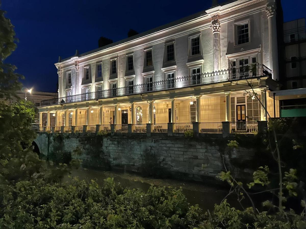 Victoria Colonnade Aparthotel Leamington Spa Extérieur photo
